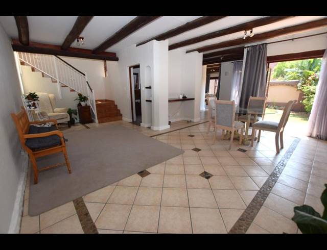 3 BEDROOM TOWNHOUSE FOR SALE IN NORTH RIDING